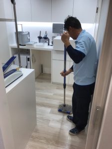 福岡市天神歯科医院定期清掃