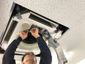 福岡市天井型エアコン洗浄