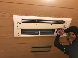 朝倉市旅館天井型エアコン洗浄